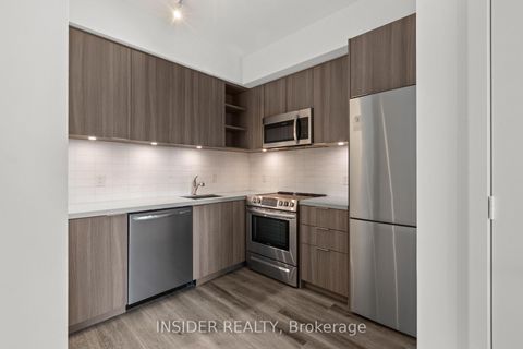 Photo 1 at 703 - 30 Ordnance Street, Niagara, Toronto