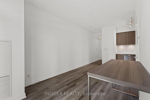 Photo 6 at 703 - 30 Ordnance Street, Niagara, Toronto