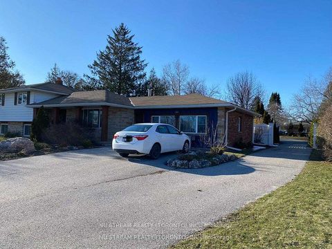 Photo 1 at 552 Big Bay Point Road, Painswick North, Barrie