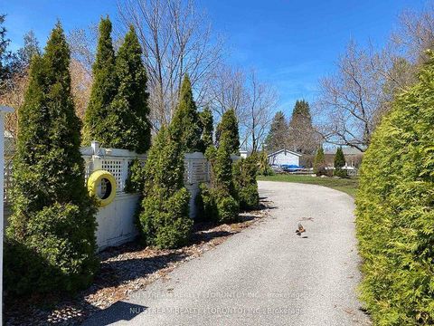 Photo 5 at 552 Big Bay Point Road, Painswick North, Barrie