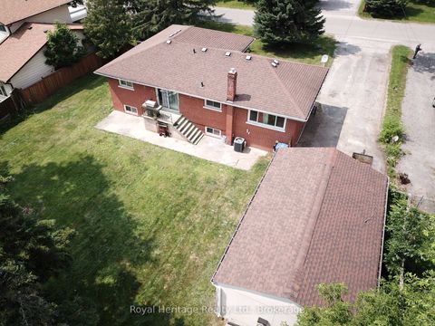 Photo 4 at 135 Silas Boulevard, Keswick North, Georgina