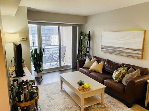 Photo 1 at 927 - 2 Eva Road, Etobicoke West Mall, Toronto