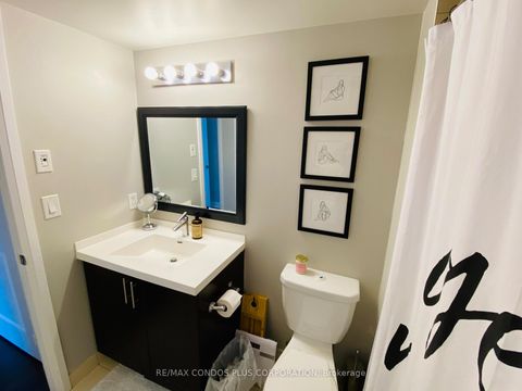 Photo 12 at 927 - 2 Eva Road, Etobicoke West Mall, Toronto