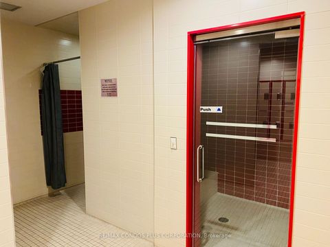 Photo 20 at 927 - 2 Eva Road, Etobicoke West Mall, Toronto