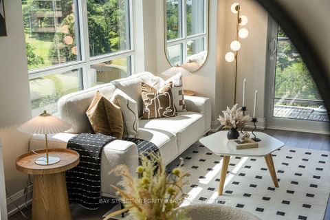 Photo 17 at 909 - 18 Graydon Hall Drive, Donalda, Toronto