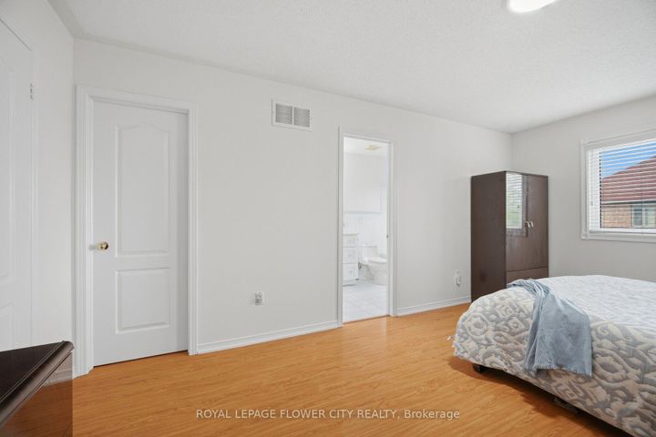 Photo 22 at 25 Skylar Circle, Bram East, Brampton