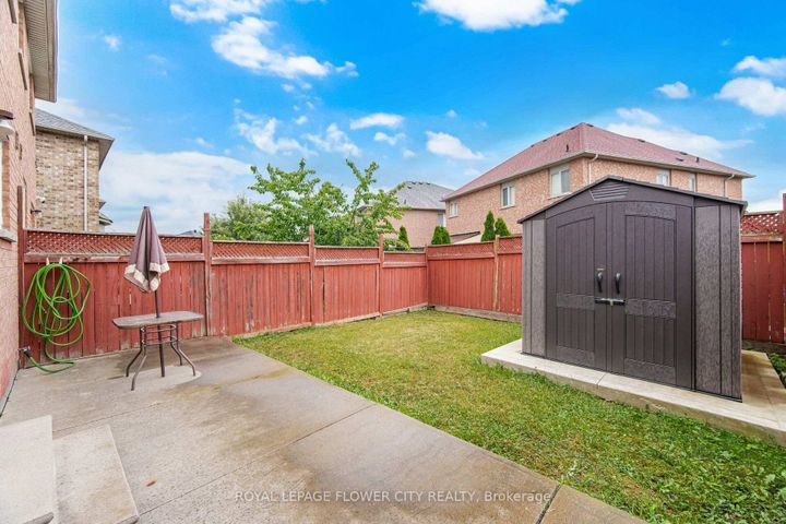 Photo 41 at 25 Skylar Circle, Bram East, Brampton