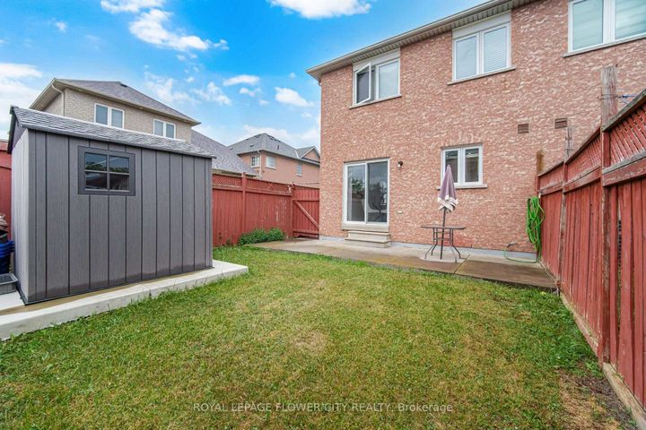 Photo 43 at 25 Skylar Circle, Bram East, Brampton