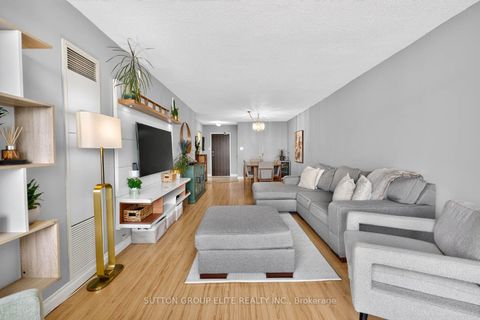 Photo 8 at 2010 - 820 Burnhamthorpe Road, Markland Wood, Toronto