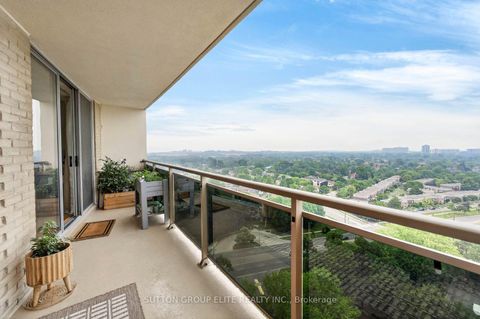 Photo 30 at 2010 - 820 Burnhamthorpe Road, Markland Wood, Toronto