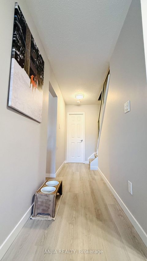 Photo 4 at 7 Purple Sageway, Hillcrest Village, Toronto