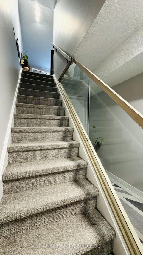 Photo 34 at 7 Purple Sageway, Hillcrest Village, Toronto
