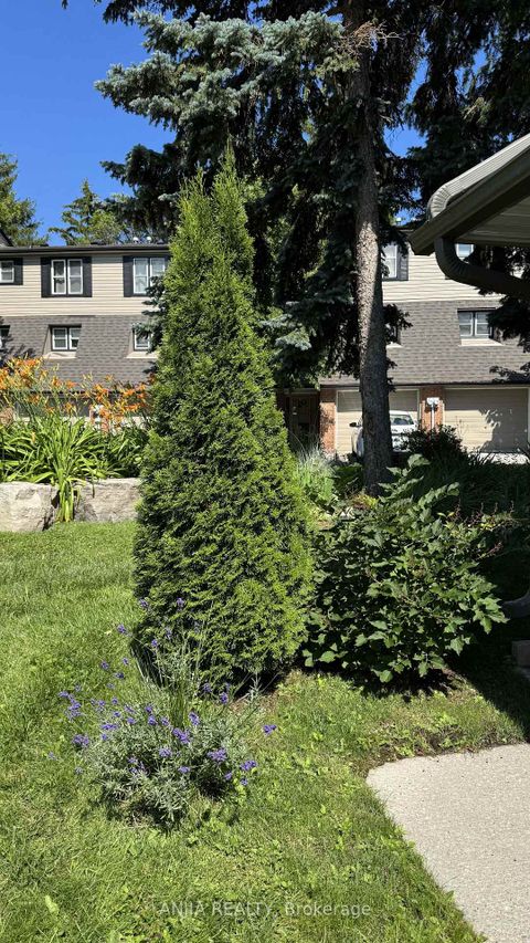 Photo 42 at 7 Purple Sageway, Hillcrest Village, Toronto