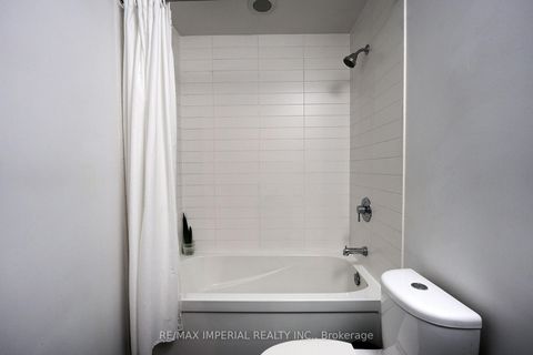 Photo 9 at 901 - 775 King Street W, Niagara, Toronto