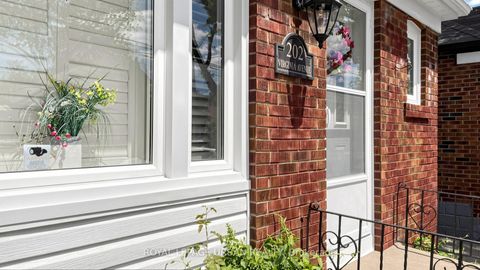 Photo 2 at 202 Virginia Avenue, Lumsden, Toronto