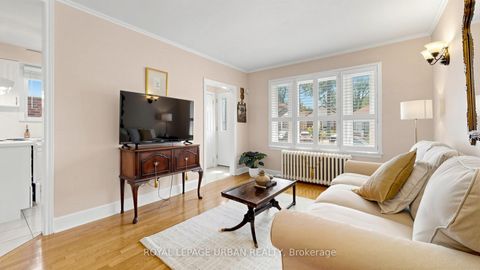 Photo 3 at 202 Virginia Avenue, Lumsden, Toronto