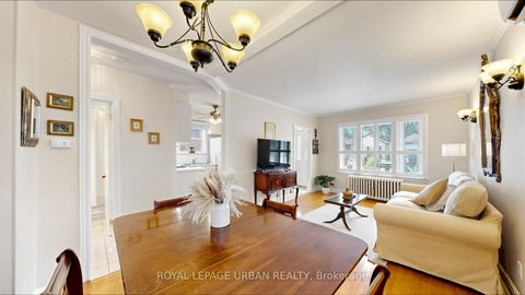 Photo 10 at 202 Virginia Avenue, Lumsden, Toronto