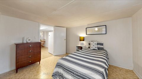 Photo 33 at 202 Virginia Avenue, Lumsden, Toronto