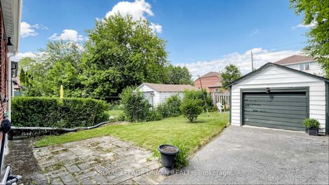 Photo 39 at 202 Virginia Avenue, Lumsden, Toronto