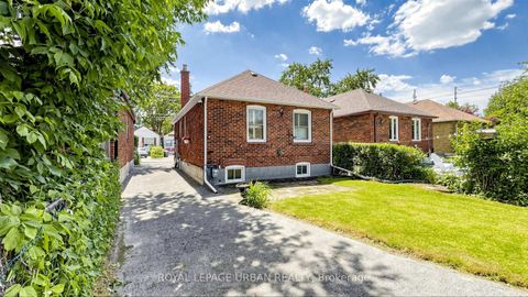 Photo 41 at 202 Virginia Avenue, Lumsden, Toronto