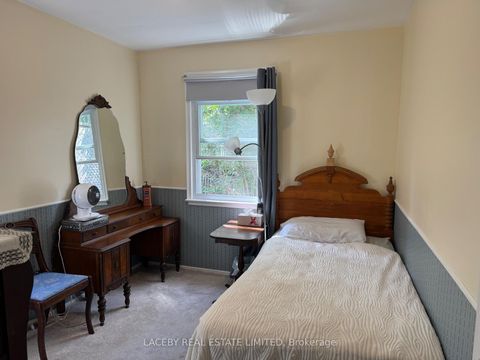 Photo 7 at 82 Mill Street, Mill Pond, Richmond Hill