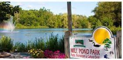 Photo 16 at 82 Mill Street, Mill Pond, Richmond Hill
