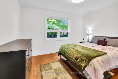 Photo 18 at 4037 Bloor Street W, City Centre West, Toronto