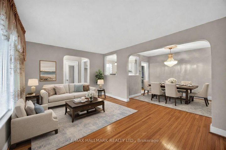 Photo 10 at 50 Dorking Crescent, CFB, Toronto