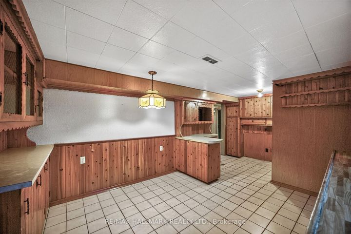 Photo 27 at 50 Dorking Crescent, CFB, Toronto