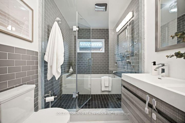 Photo 22 at 99 Cadorna Avenue, East York, Toronto