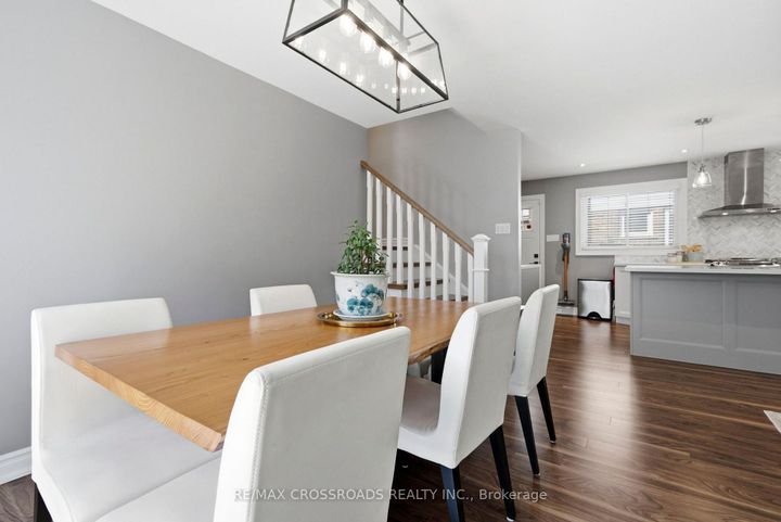 Photo 10 at 23 Chaldean Street, L'Amoreaux, Toronto
