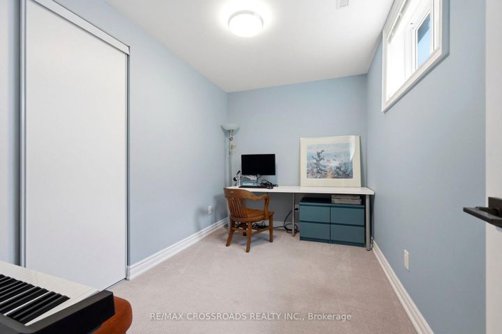 Photo 31 at 23 Chaldean Street, L'Amoreaux, Toronto