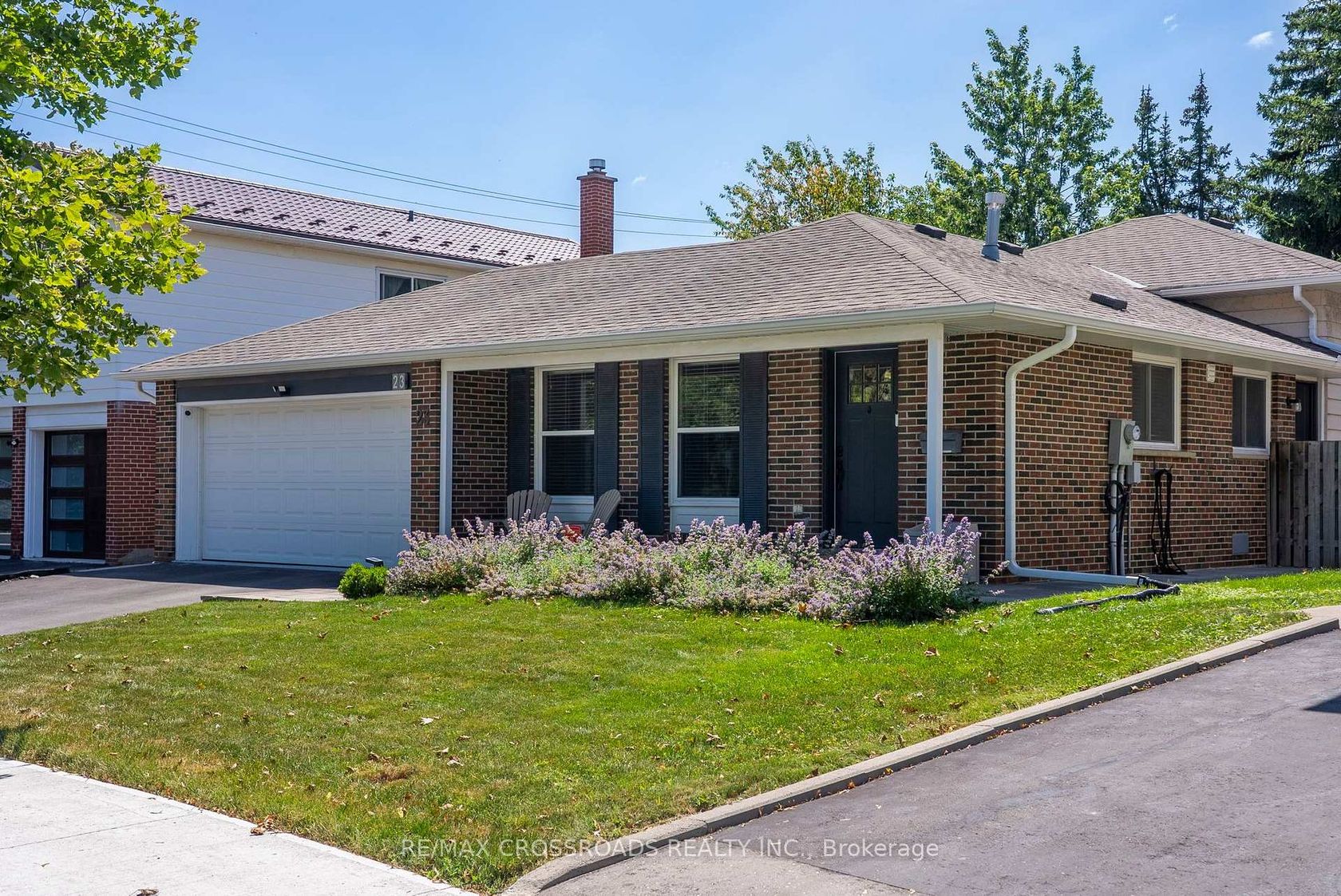 23 Chaldean Street, L'Amoreaux, Toronto 2