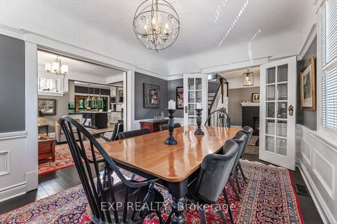 Photo 4 at 208 Lorne Avenue, Central Newmarket, Newmarket