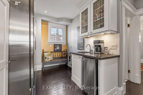 Photo 8 at 208 Lorne Avenue, Central Newmarket, Newmarket