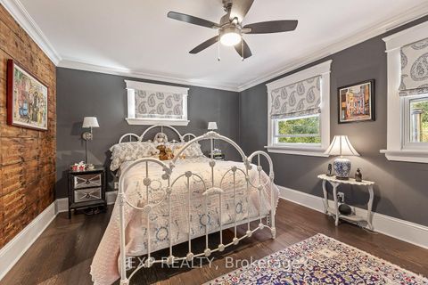 Photo 19 at 208 Lorne Avenue, Central Newmarket, Newmarket
