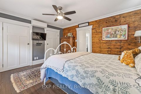 Photo 21 at 208 Lorne Avenue, Central Newmarket, Newmarket