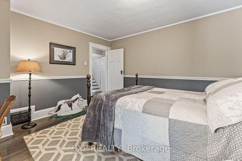 Photo 23 at 208 Lorne Avenue, Central Newmarket, Newmarket