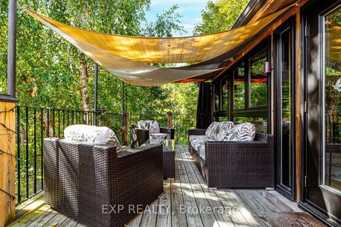Photo 35 at 208 Lorne Avenue, Central Newmarket, Newmarket