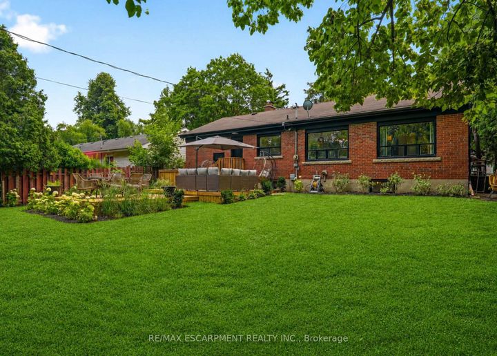 Photo 22 at 271 Linden Avenue, Shoreacres, Burlington