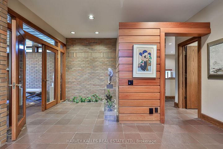 Photo 2 at 223 Hillhurst Boulevard, Nortown, Toronto
