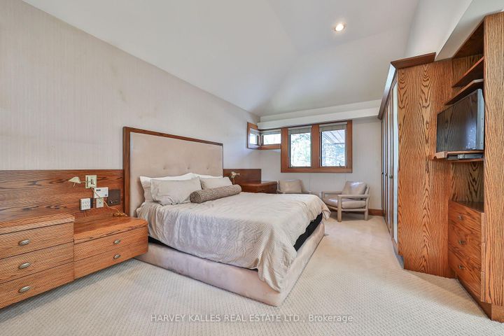 Photo 19 at 223 Hillhurst Boulevard, Nortown, Toronto
