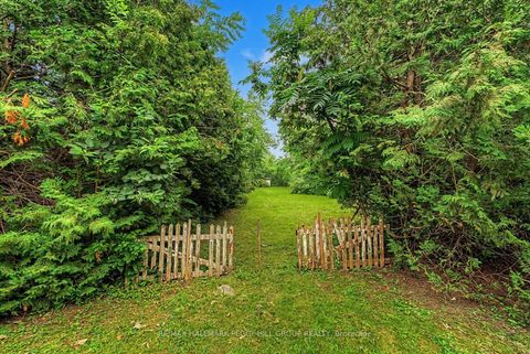 Photo 3 at 837 Frederick Street, Rural Innisfil, Innisfil