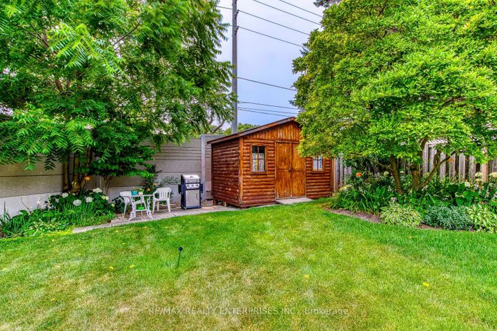 Photo 31 at 2839 Bushland Crescent, Clarkson, Mississauga