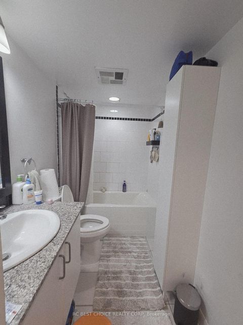 Photo 4 at 611 - 33 Sheppard Avenue, Willowdale East, Toronto
