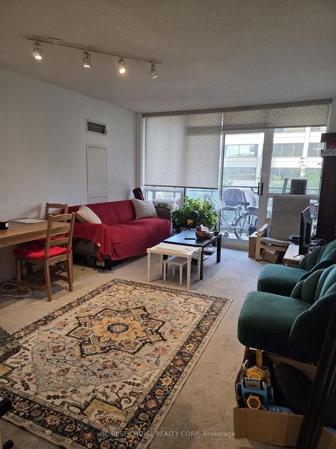 Photo 15 at 611 - 33 Sheppard Avenue, Willowdale East, Toronto