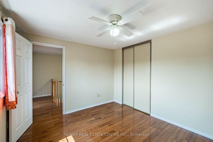 Photo 24 at 42 Lafleur Court, Fletcher's Creek South, Brampton