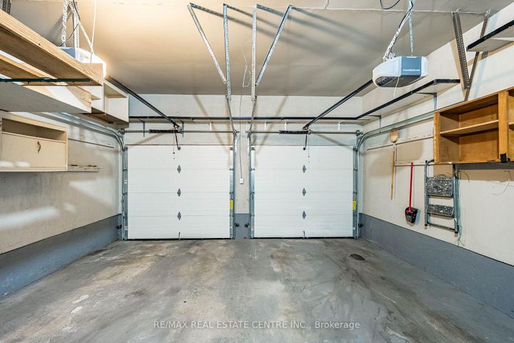 Photo 42 at 42 Lafleur Court, Fletcher's Creek South, Brampton