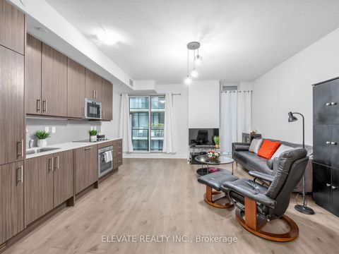 Photo 4 at 926 - 297 College Street, University, Toronto