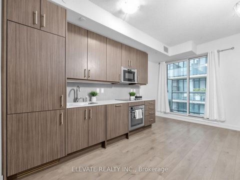 Photo 12 at 926 - 297 College Street, University, Toronto
